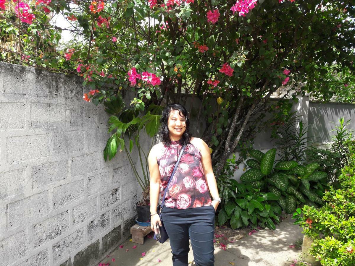 Green Bamboo Transient House Iloilo City Exterior foto